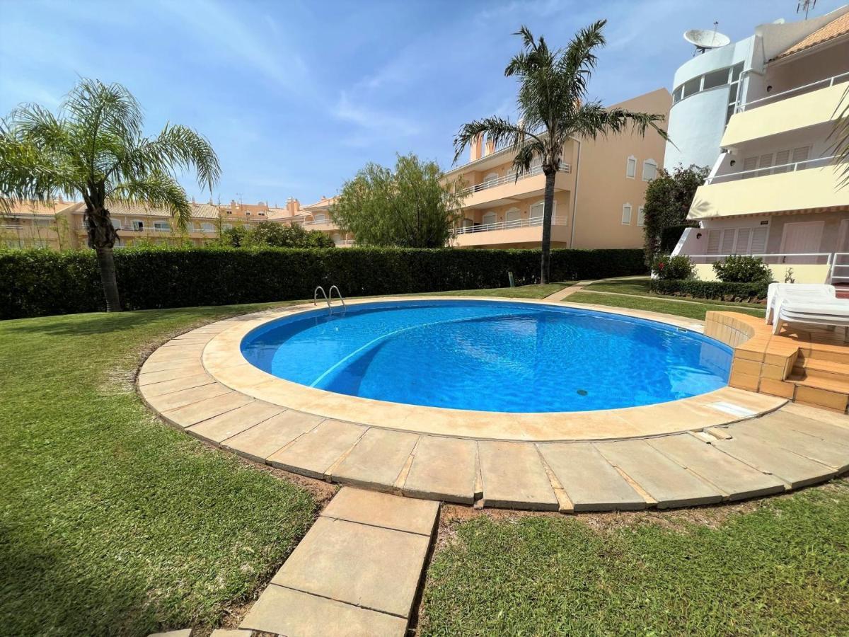 Vilamoura Typical 1 With Pool By Homing Leilighet Eksteriør bilde